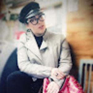 Meet your Posher, Caitlyn